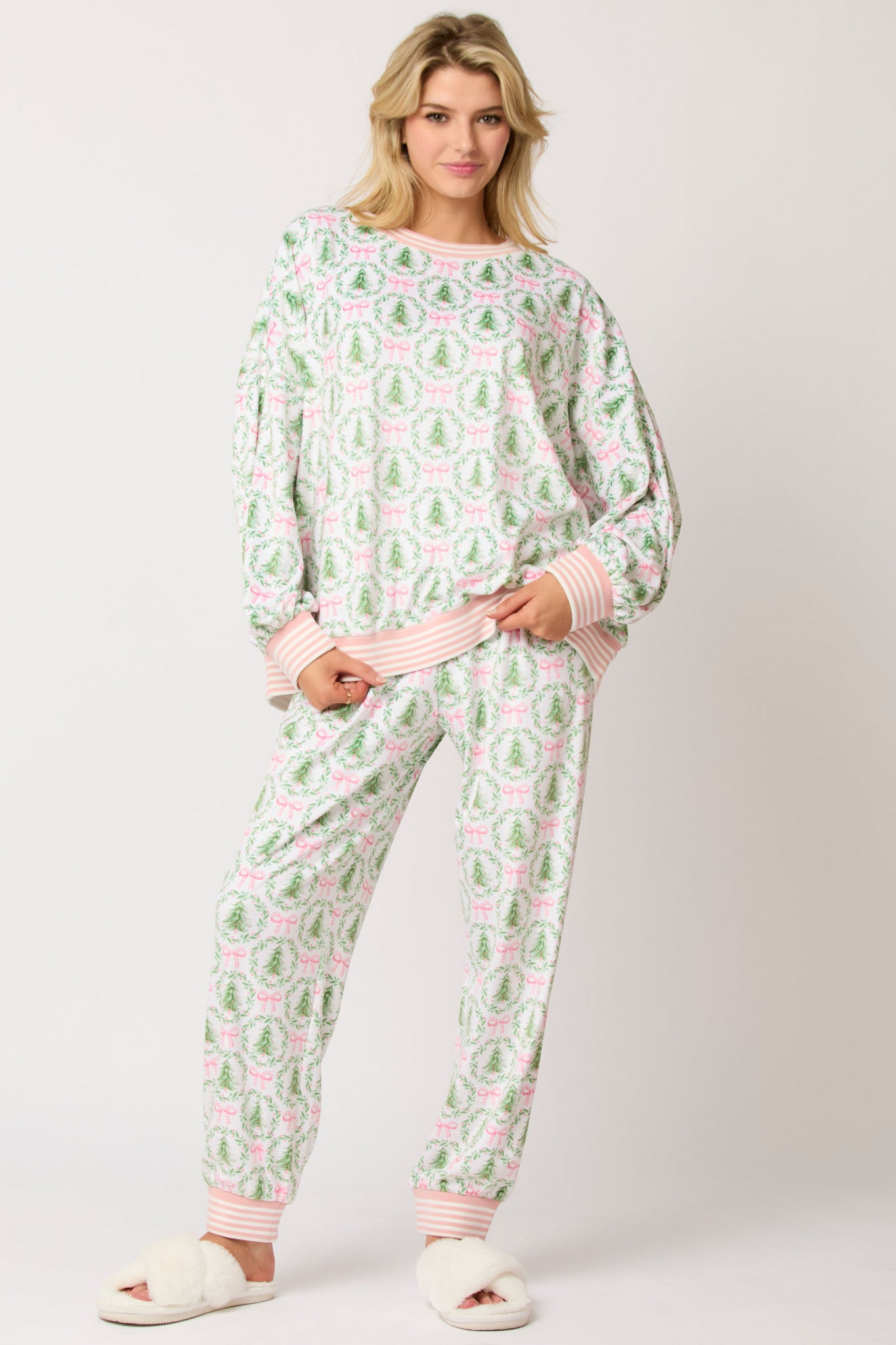 Holiday Wreath Pajama Set